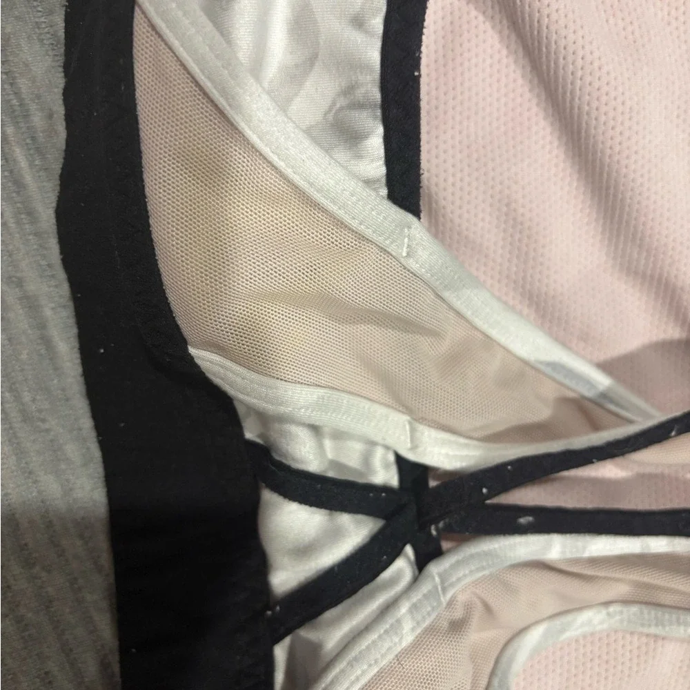 Athleta Marble Print Sports Bra Crisscross Back Pink Mesh Support Size‎ S
